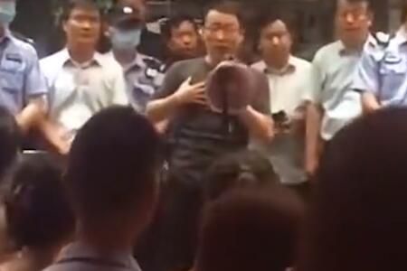 视频 县委书记凌晨“7分钟讲话视频”火了在哪看