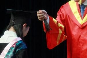 毕业典礼 大学毕业典礼拨流苏寓意是什么
